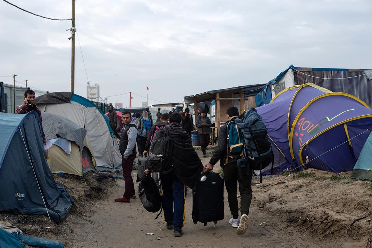 Calais, la banalità dello sgombero