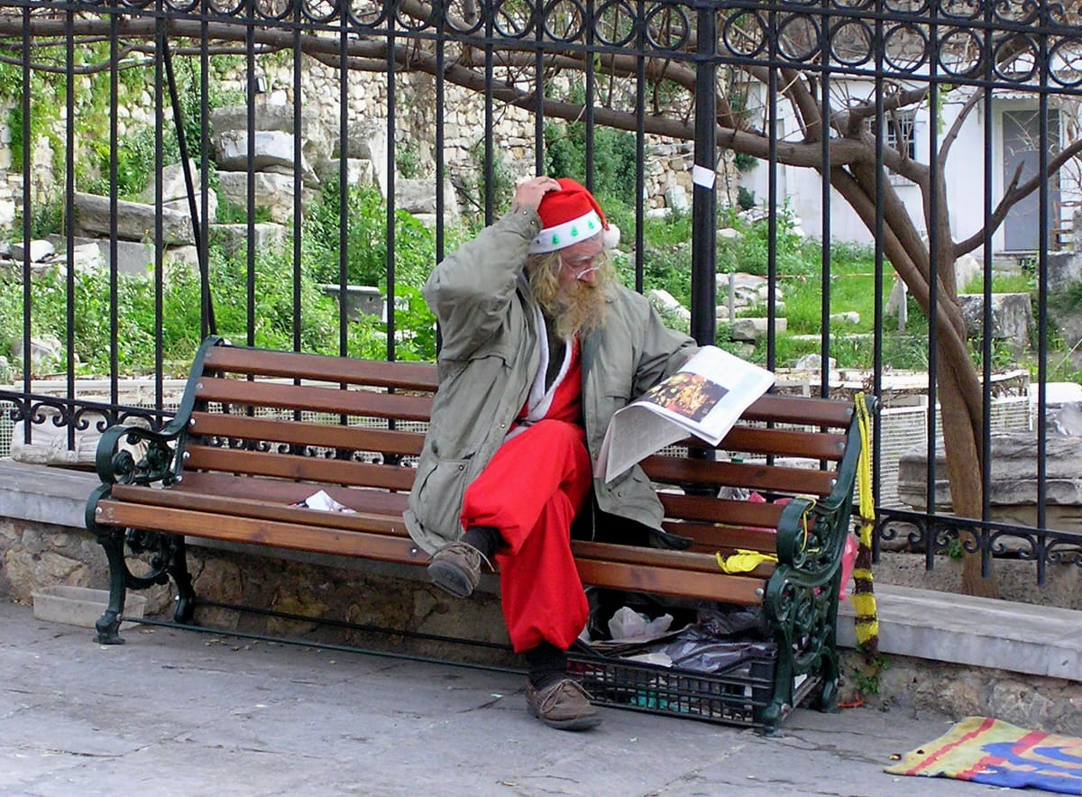 Il direttore d’orchestra che ha detto ai bambini che Babbo Natale non esiste è un eroe