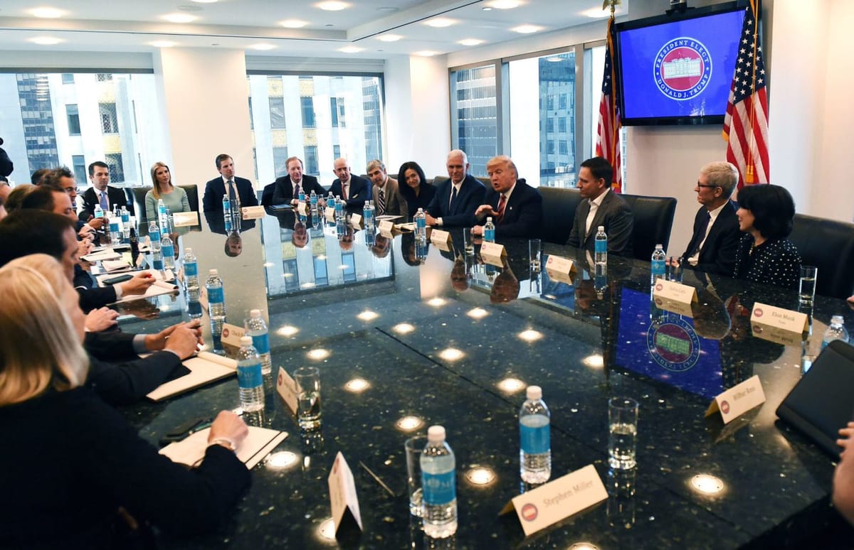 Tutto il male di vivere dei leader della Silicon Valley all’incontro con Trump