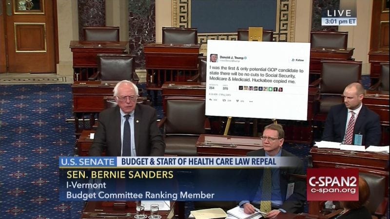 Bernie Sanders e il tweet di fuoco