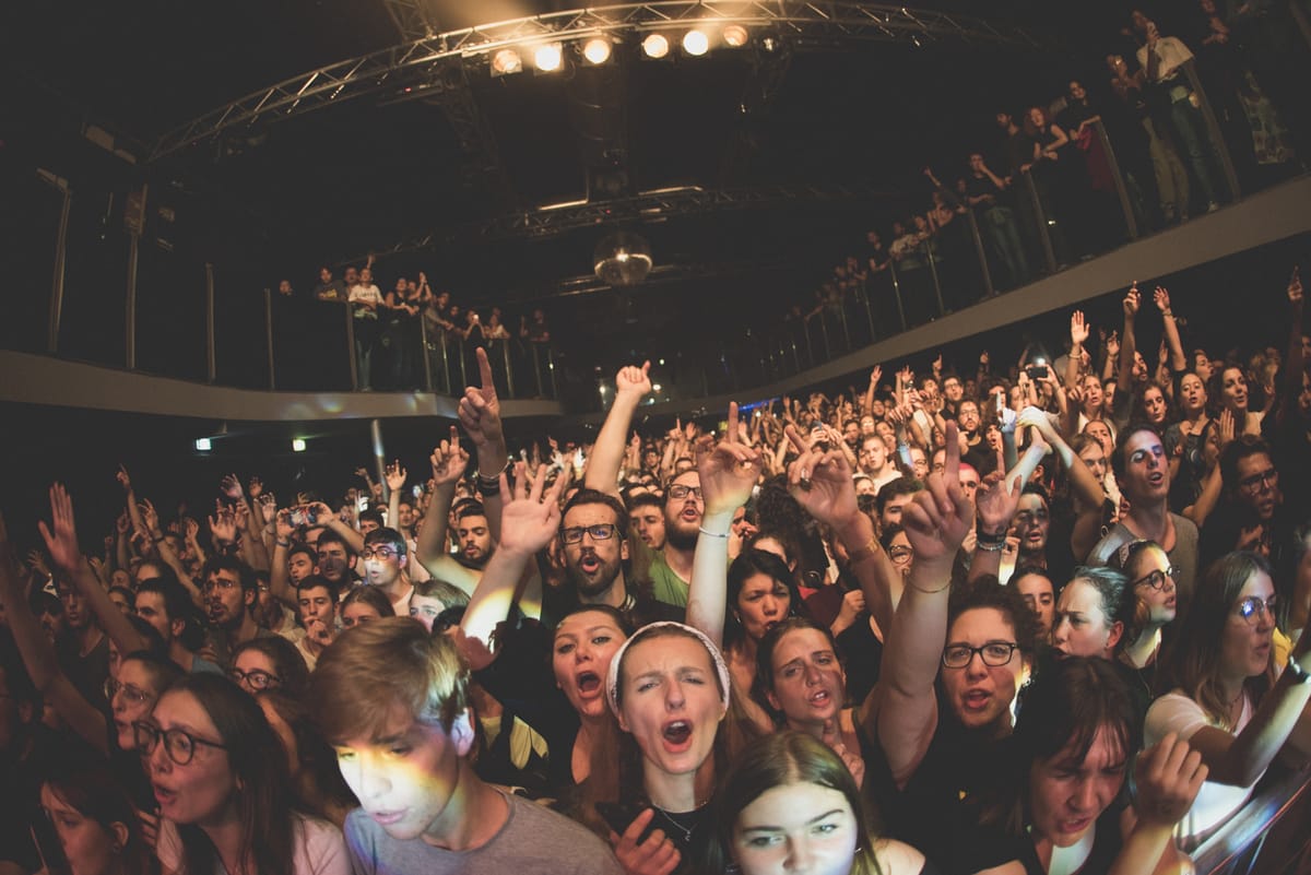 Le foto del concerto dei Pinguini Tattici Nucleari ai Magazzini Generali