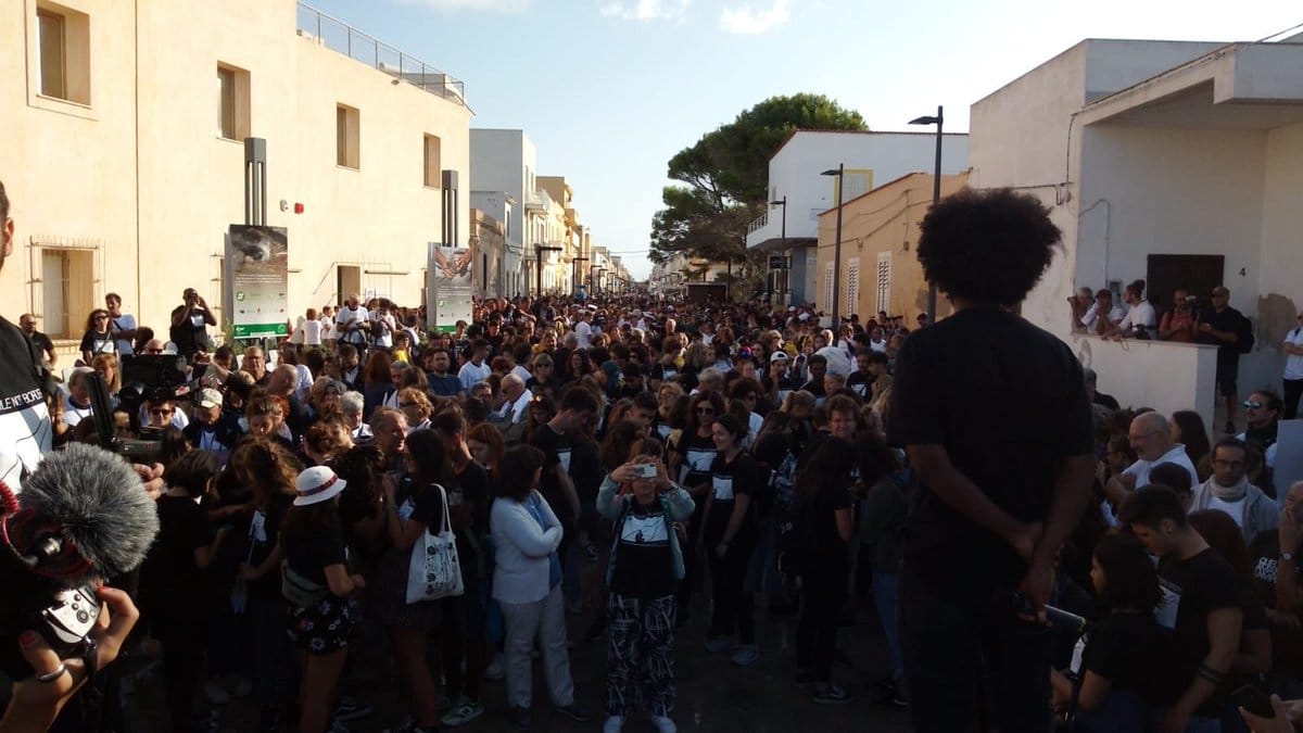 Sei anni dopo la strage di Lampedusa, commemorare non basta