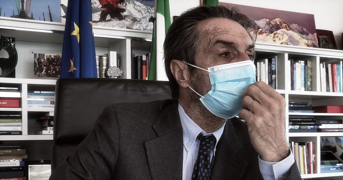 Scavalcare le regioni è l’unica soluzione per far funzionare la campagna vaccinale