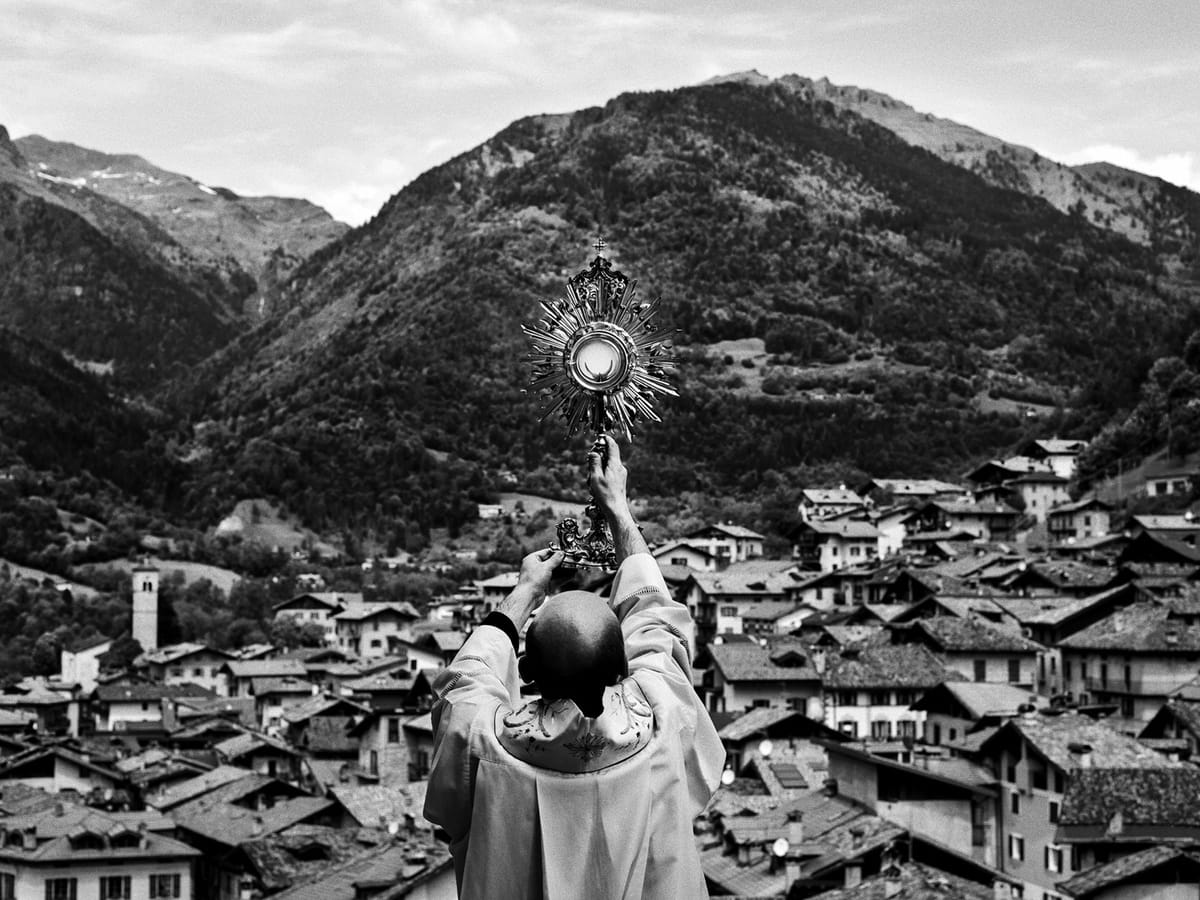 Prima il silenzio: immagini dalla pandemia in Val Sabbia