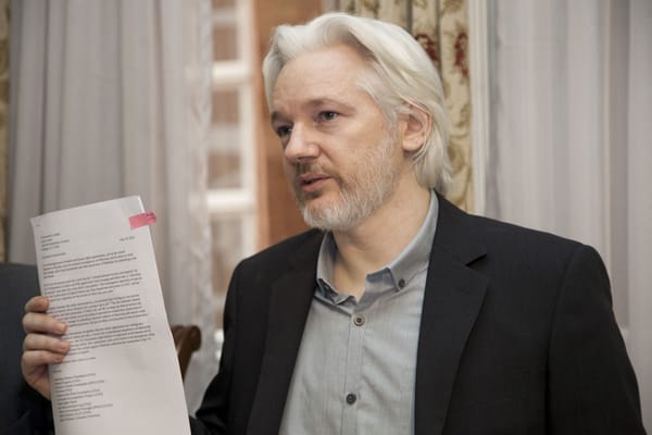 Il documentario su Assange è un’opera in continua lavorazione