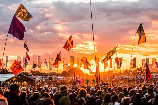 Glastonbury si prende una pausa e prepara la sua edizione più importante