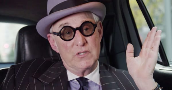 La vita, le menzogne e i crimini di Roger Stone, l’uomo dietro Donald Trump