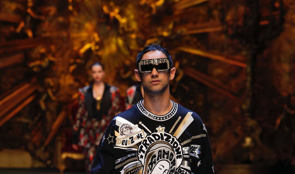 Cosmo “The King” in passerella per Dolce & Gabbana