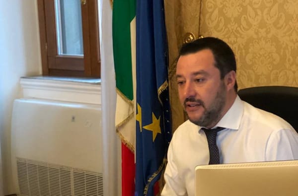 Salvini va processato