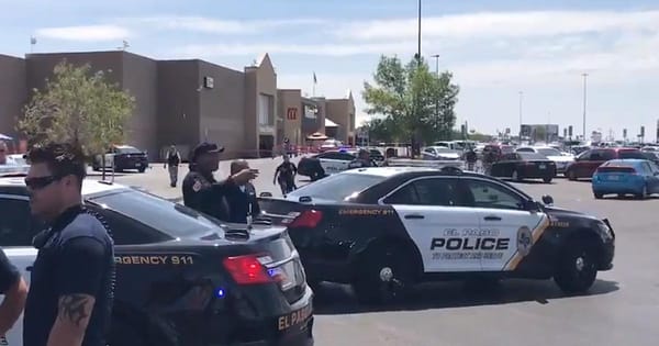 Il terrorismo neo–nazista colpisce El Paso