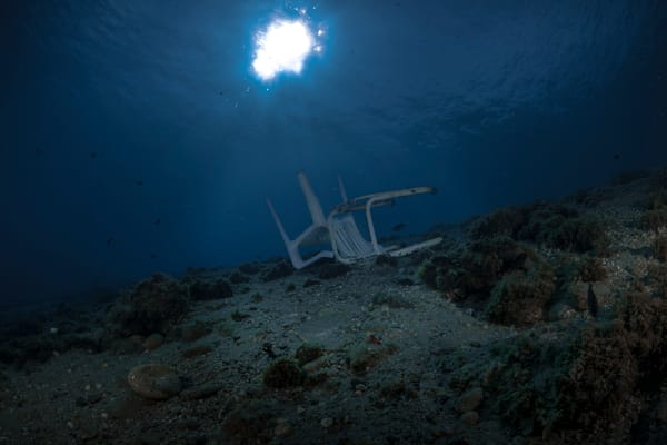 Tutta la plastica del mare di Messina, raccontata da Davide Bertuccio