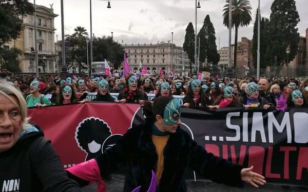 Una marea umana contro la violenza di genere