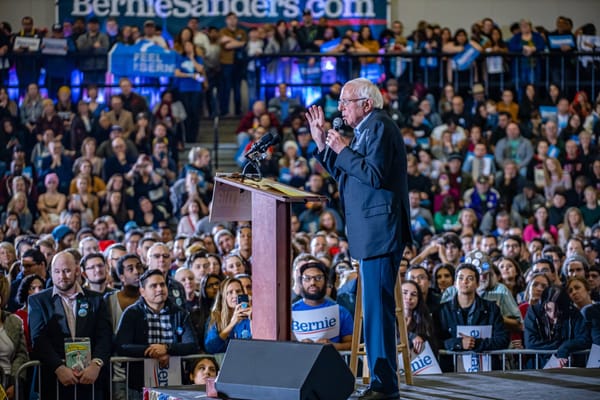 Bernie Sanders è il candidato favorito alle primarie democratiche statunitensi