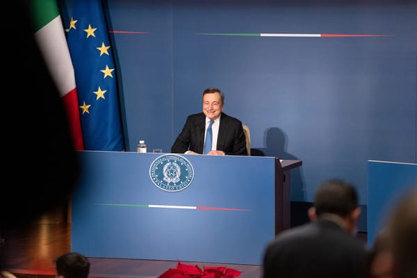 Mario Draghi durante la conferenza stampa di fine anno