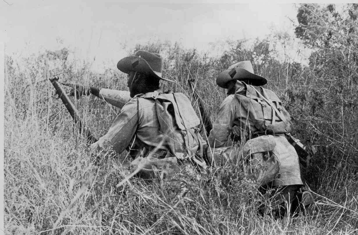 King's African Rifles durante un addestramento in Kenya, 1944.