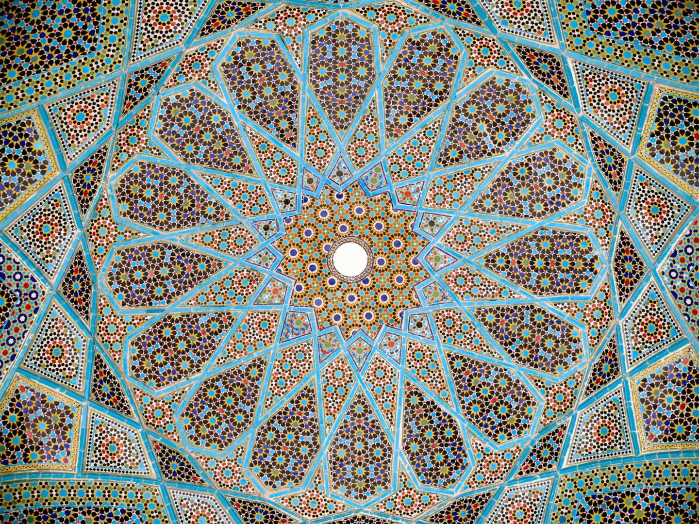 roof_hafez_tomb