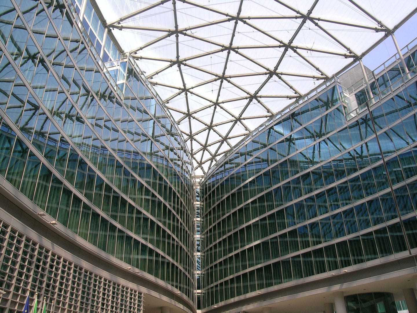 palazzo della regione Lombardia