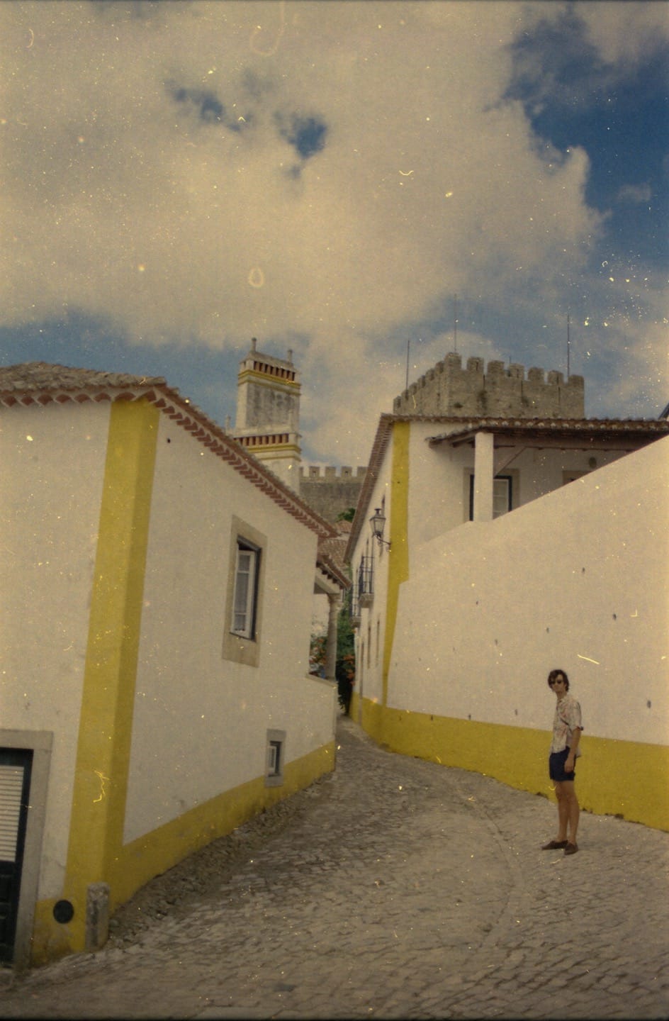 Tipico esemplare di turista a Obidos