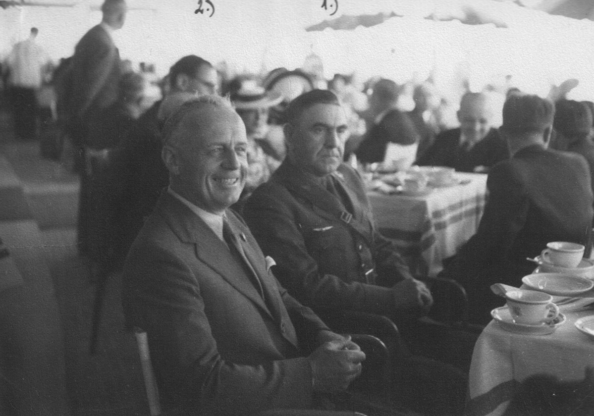 Ante Pavelić con Joachim von Ribbentrop a Venezia per l’ammissione della Croazia nel Patto tripartito, 1941 / Wikimedia Commons 