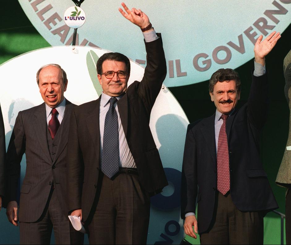 Dini, Prodi e D’Alema nel 1996 / Wikimedia Commons